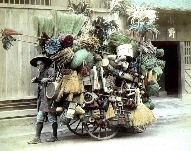 Illustration for article titled Hand-Colored Photos Turn Early 20th Century Japan Into A Dream World